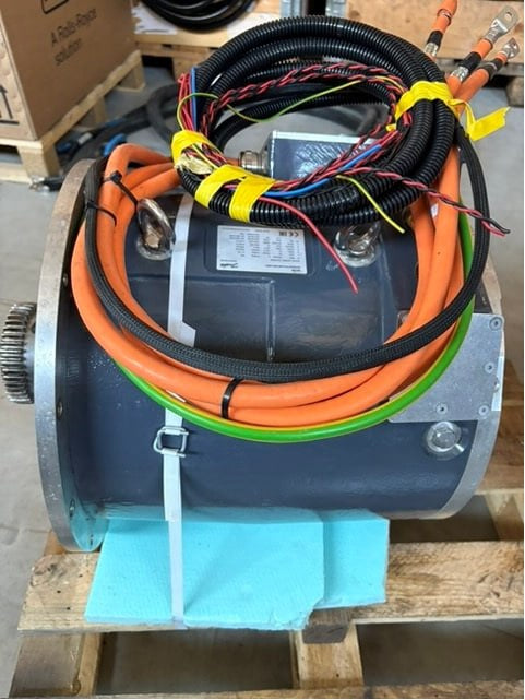 Danfoss EM-PMI300-T310 — High-Efficiency Permanent Magnet Electric Motor / Generator